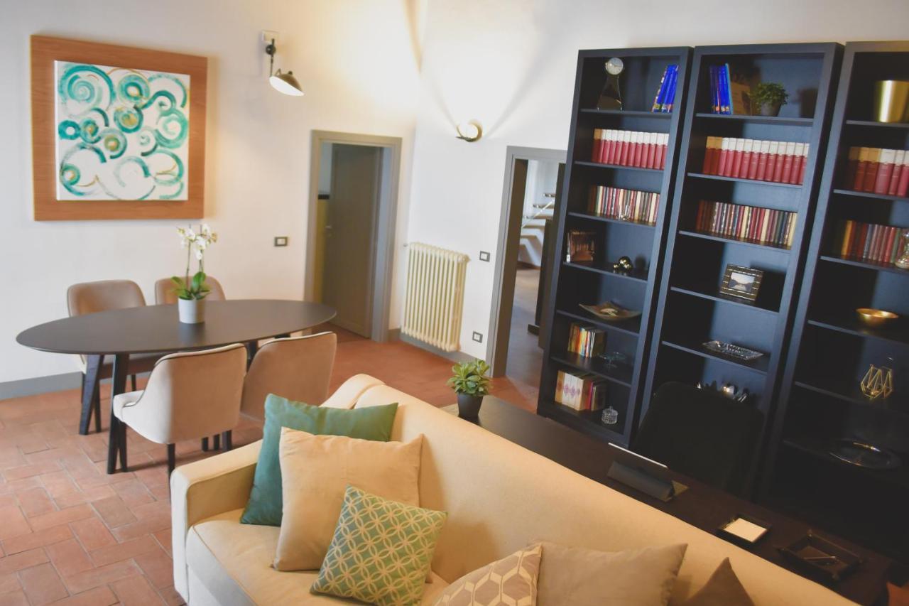 Del Giglio'S Luxury Apartment In Piazza Della Signoria Florence Luaran gambar